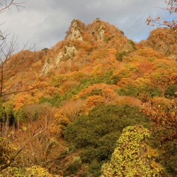 男体山